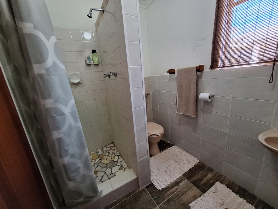 4 Bedroom Property for Sale in Barrydale Western Cape